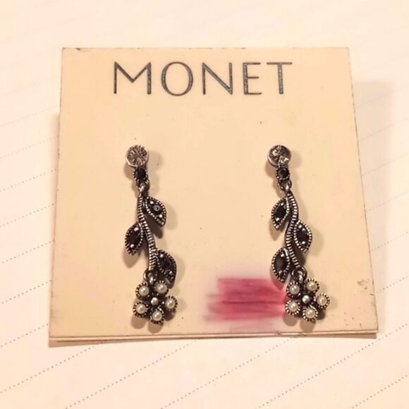 Brand new earrings - Picture 1 of 2